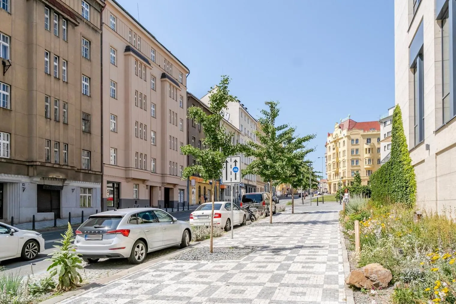 Blueground Letna Furnished Studio Foodie Area Prg-54 Praha 0*,