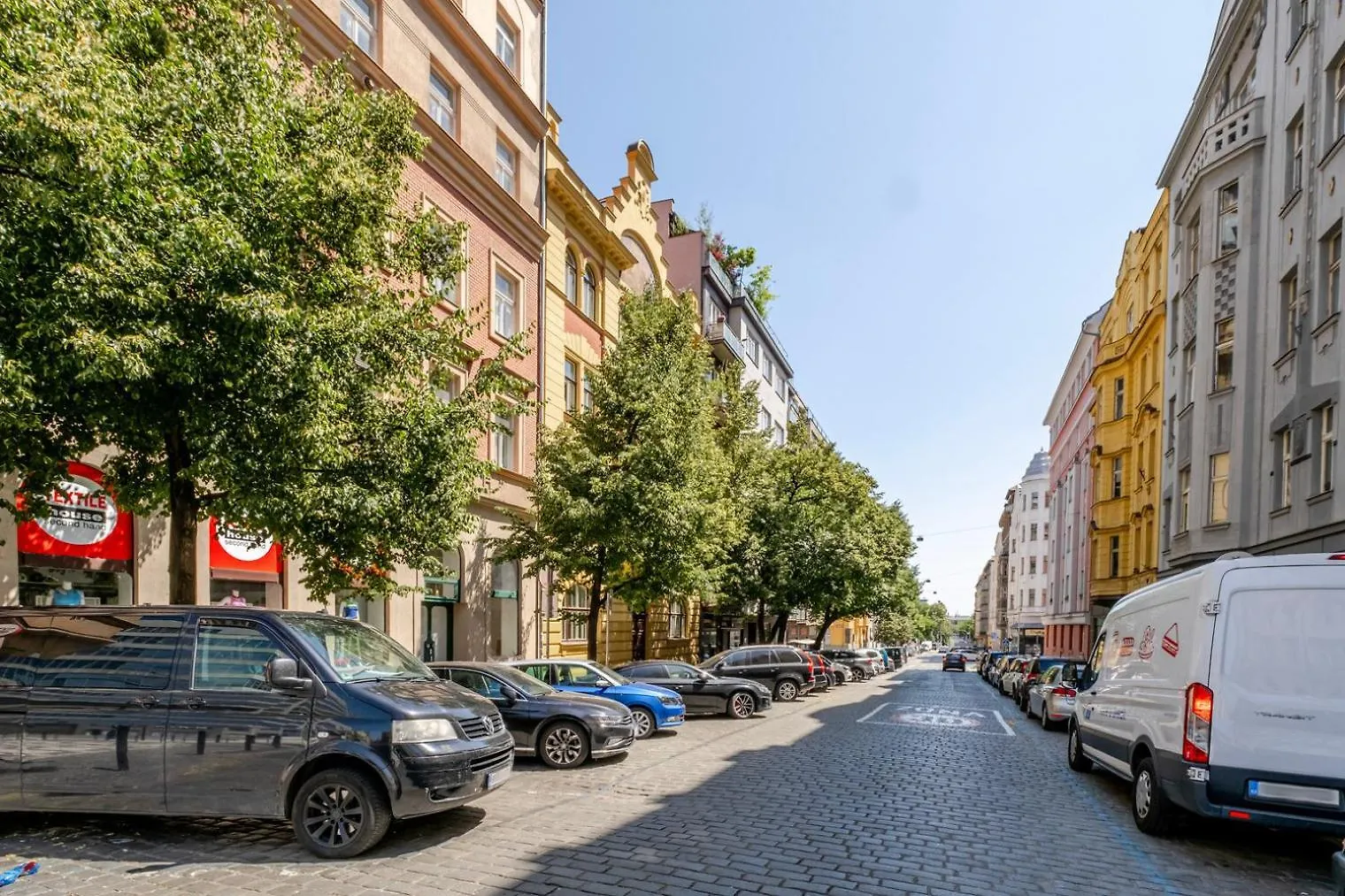 Blueground Letna Furnished Studio Foodie Area Prg-54 Praha Apartmán
