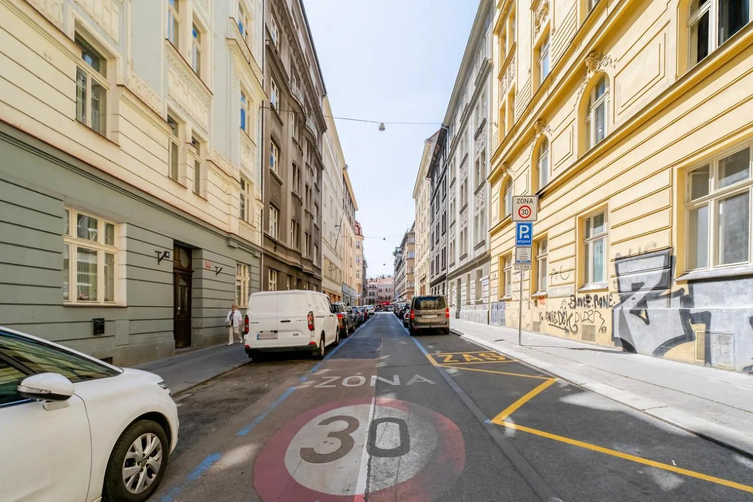 Blueground Letna Furnished Studio Foodie Area Prg-54 Praha 0*,